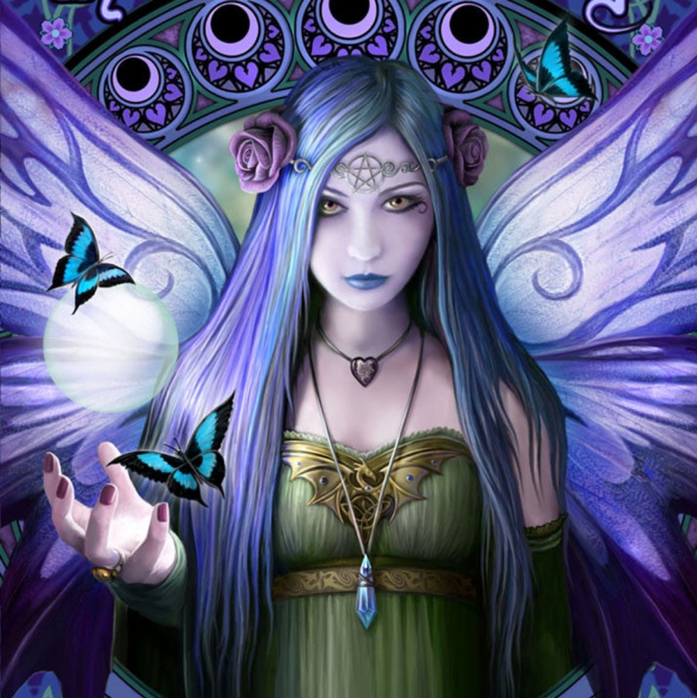 Meet your Posher, Charissa